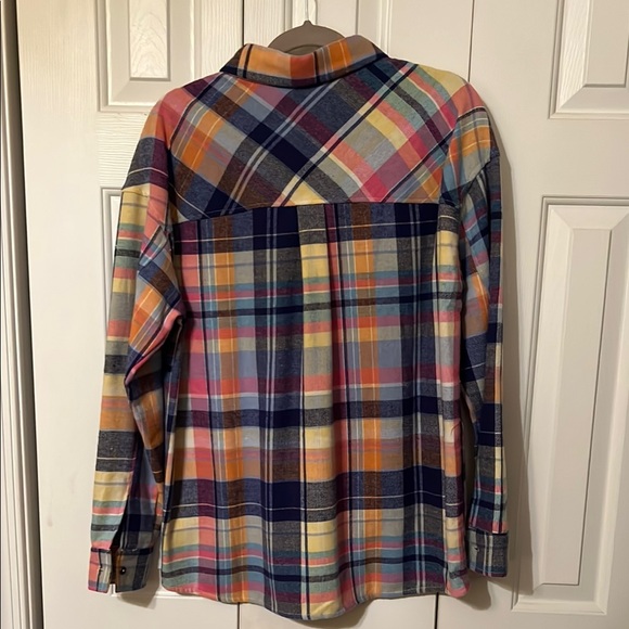 Colorful Plaid Button-Up Shirt - Picture 4 of 4